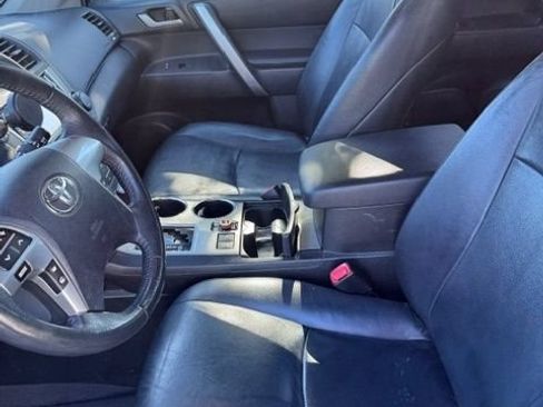 Used 2013 Toyota Highlander SE AWD/4WD image 11