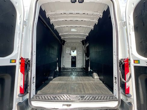 Used 2023 Ford Transit 250 148 High Roof Extended w/ Load Area Protection Package RWD image 33