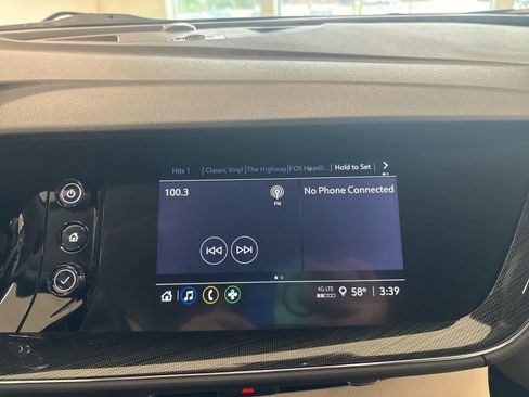 Used 2023 Buick Envision Preferred FWD image 29