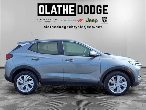 Used 2025 Buick Encore GX Preferred FWD image 28