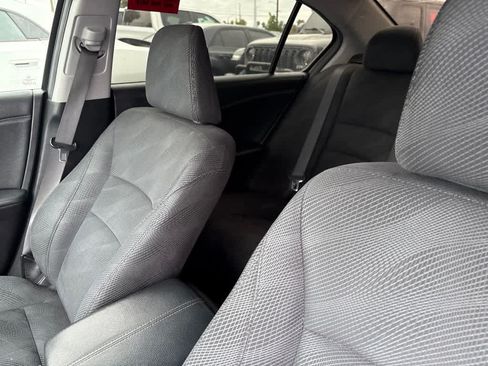 Used 2017 Honda Accord EX image 11