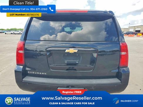 Used 2019 Chevrolet Suburban LT image 8
