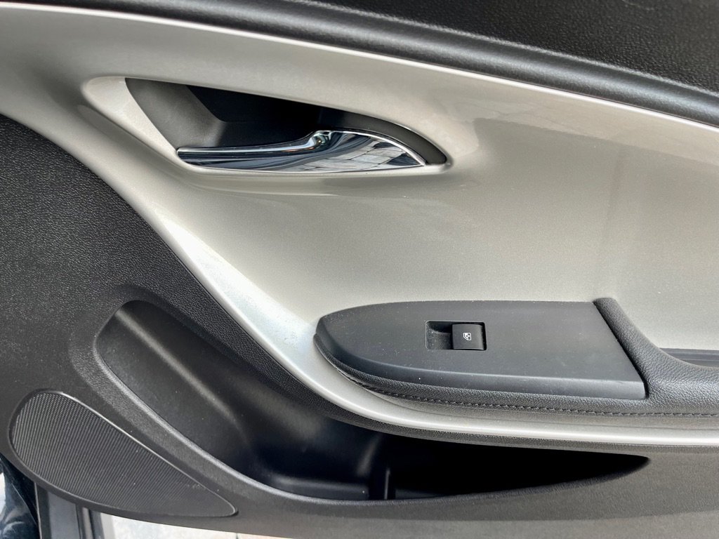 Used 2013 Chevrolet Volt FWD image 48