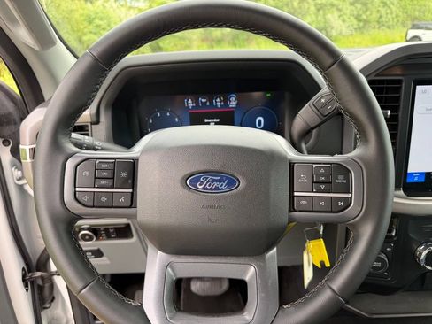 Used 2025 Ford F150 XLT w/ Equipment Group 301A Standard AWD/4WD image 15