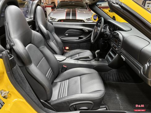Used 2003 Porsche Boxster RWD image 12