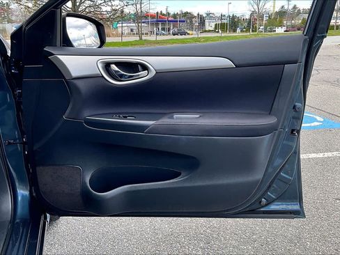 Used 2014 Nissan Sentra SV FWD image 23
