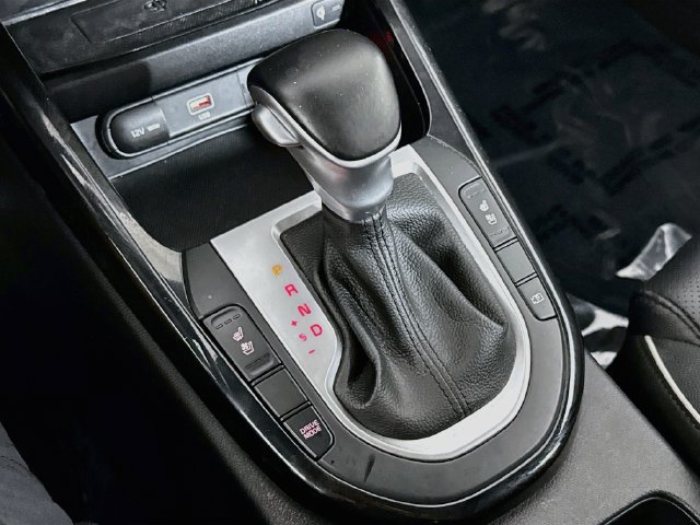 Used 2022 Kia Forte GT-Line w/ GT-Line Premium Package FWD image 19