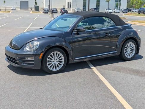 Used 2019 Volkswagen Beetle 2.0T S FWD image 4