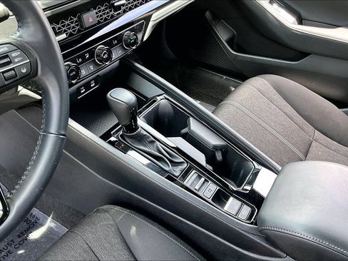 Used 2024 Honda Accord Sport image 15