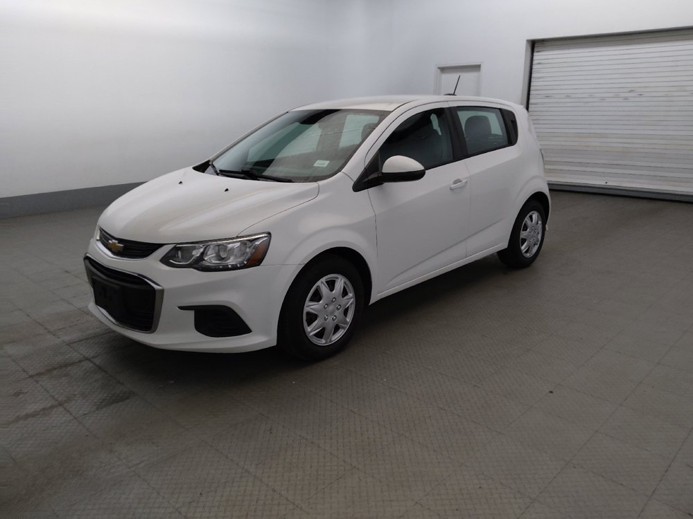 Used 2020 Chevrolet Sonic LT FWD image 2