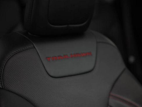 Used 2022 Jeep Cherokee Trailhawk w/ Sun, Sound & Nav Group image 11