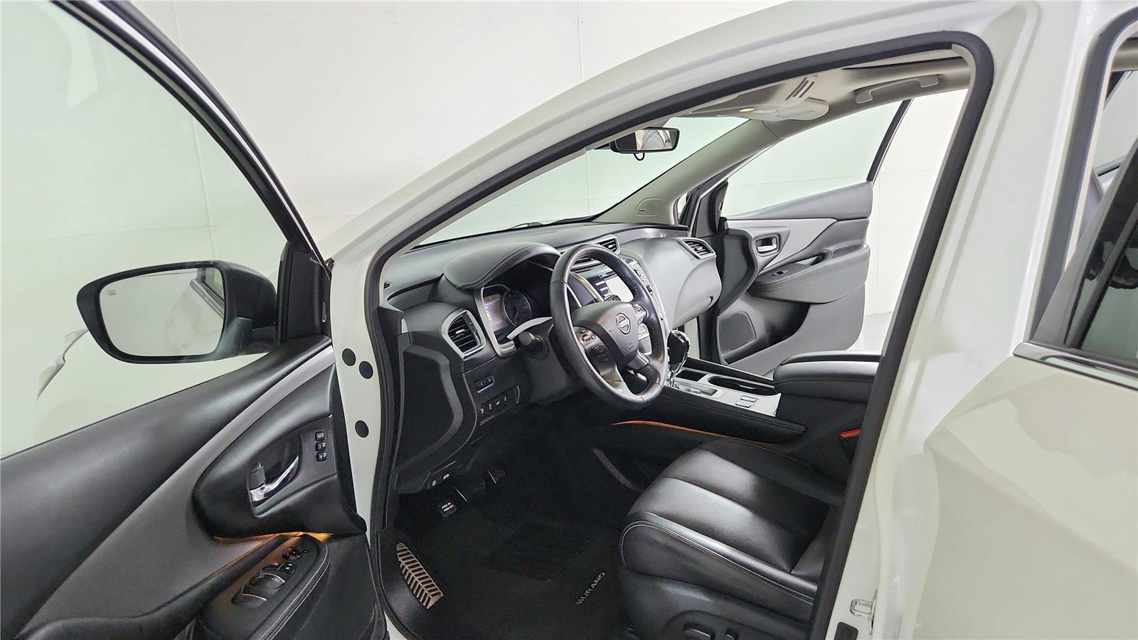 Used 2024 Nissan Murano SL FWD image 13