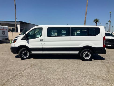 Used 2019 Ford Transit 350 XL RWD image 4
