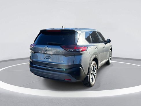 Used 2021 Nissan Rogue SV image 5