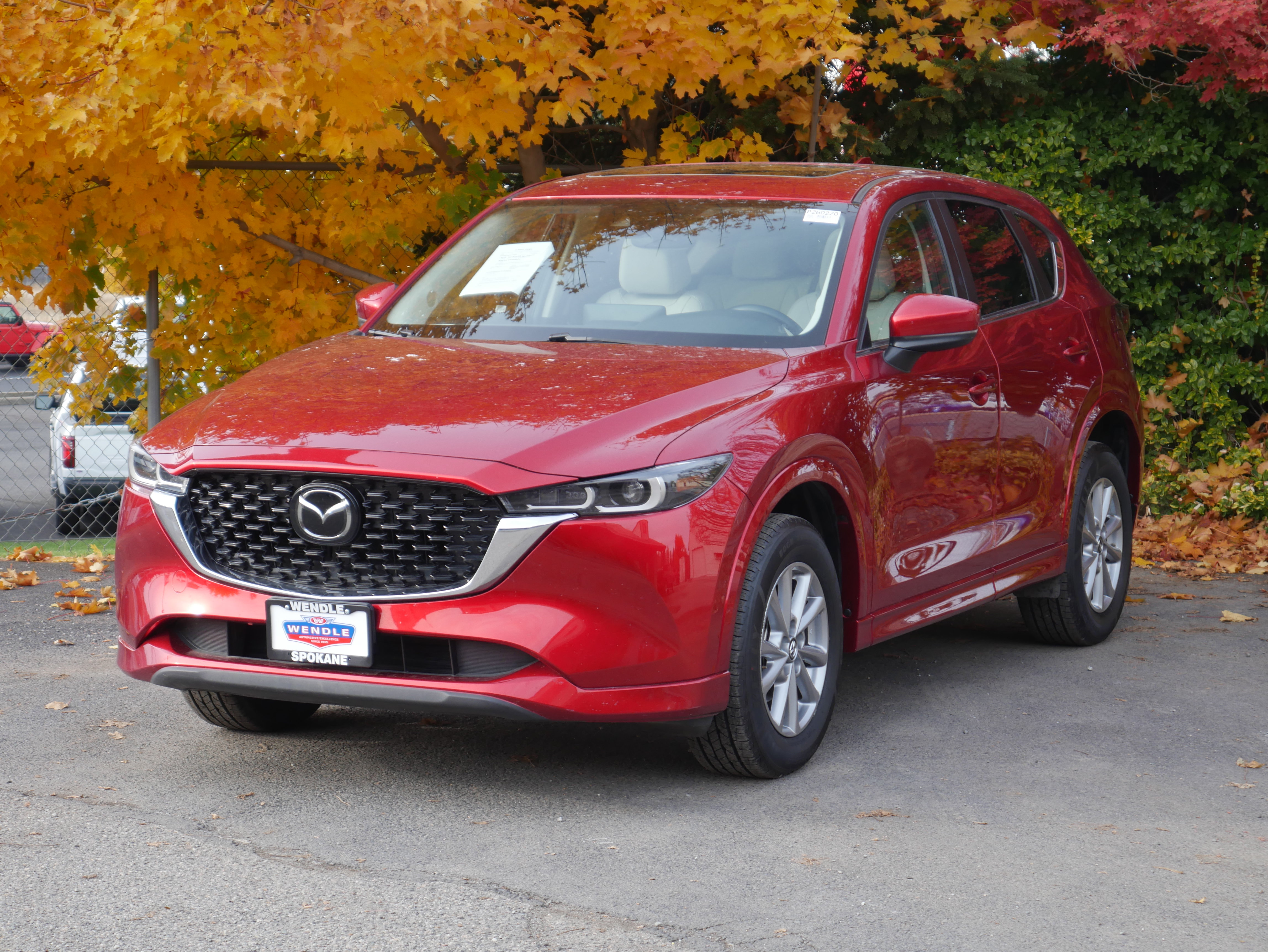 Used 2025 MAZDA CX-5 AWD 2.5 S w/ Preferred Package image 2