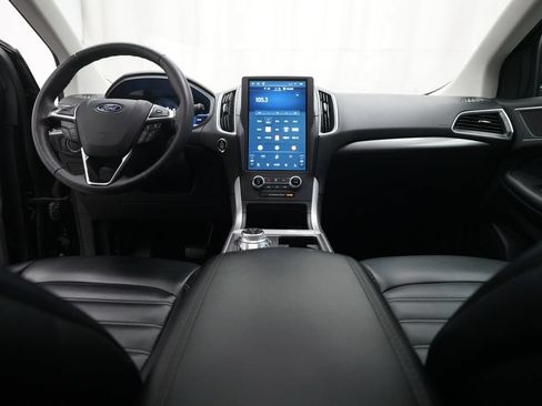 Used 2024 Ford Edge SEL w/ Convenience Package AWD/4WD image 5
