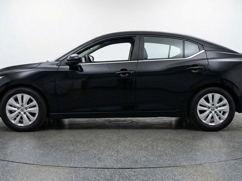 Used 2025 Nissan Sentra S FWD image 5