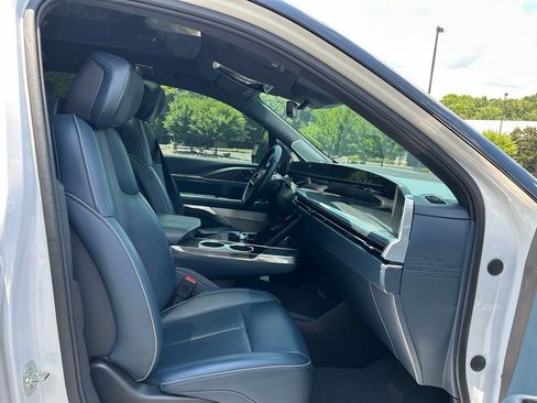 Used 2025 Cadillac Escalade IQ Sport 2 AWD/4WD image 62