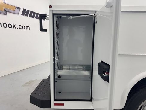 New 2026 Chevrolet Express 3500 w/ Power Convenience Package RWD image 30