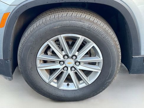 Used 2023 Chevrolet Traverse LT AWD/4WD image 31