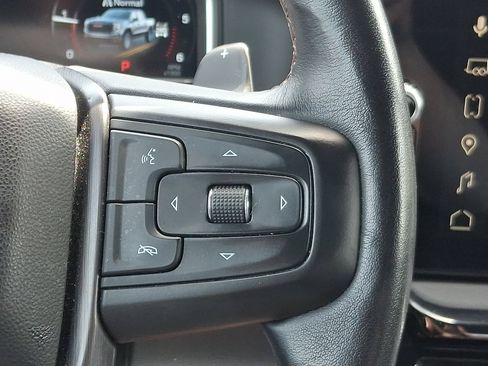Used 2023 GMC Sierra 1500 AT4 w/ Technology Package AWD/4WD image 22