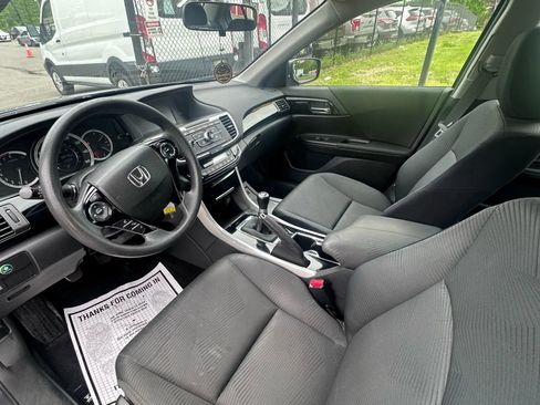 Used 2016 Honda Accord LX image 16