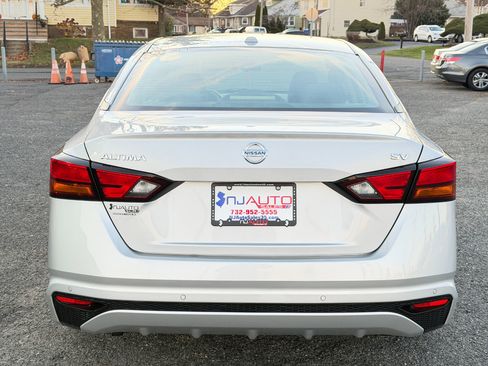 Used 2021 Nissan Altima 2.5 SV image 5