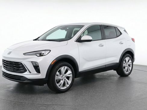 Used 2025 Buick Encore GX Preferred image 3