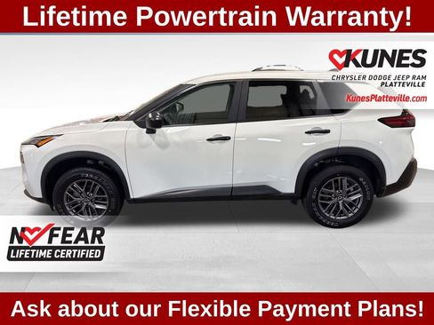 Used 2023 Nissan Rogue S image 7