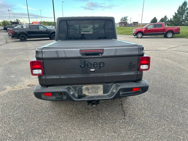 Used 2022 Jeep Gladiator Sport AWD/4WD image 5