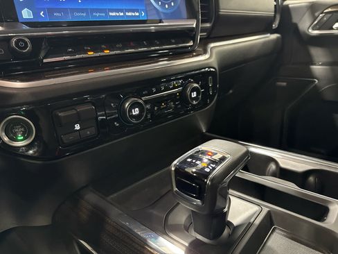 Certified 2022 Chevrolet Silverado 1500 RST w/ All Star Edition Plus AWD/4WD image 27