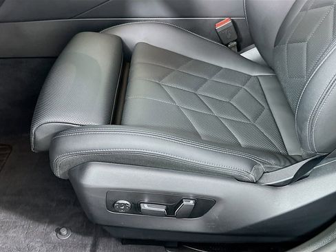 Used 2025 BMW 530i 530i w/ Premium Package image 20