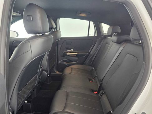 Used 2026 Mercedes-Benz GLA 250 image 16