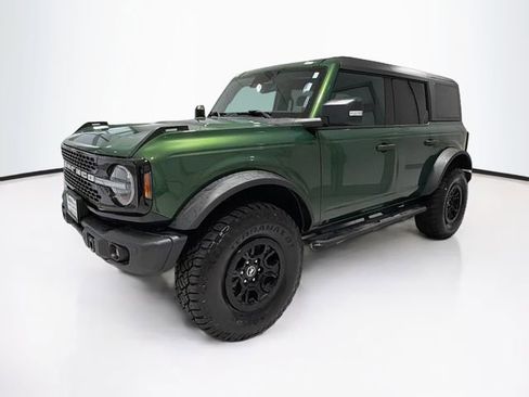 Used 2023 Ford Bronco Wildtrak AWD/4WD image 3
