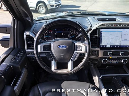 Used 2022 Ford F350 Platinum w/ FX4 Off-Road Package image 2