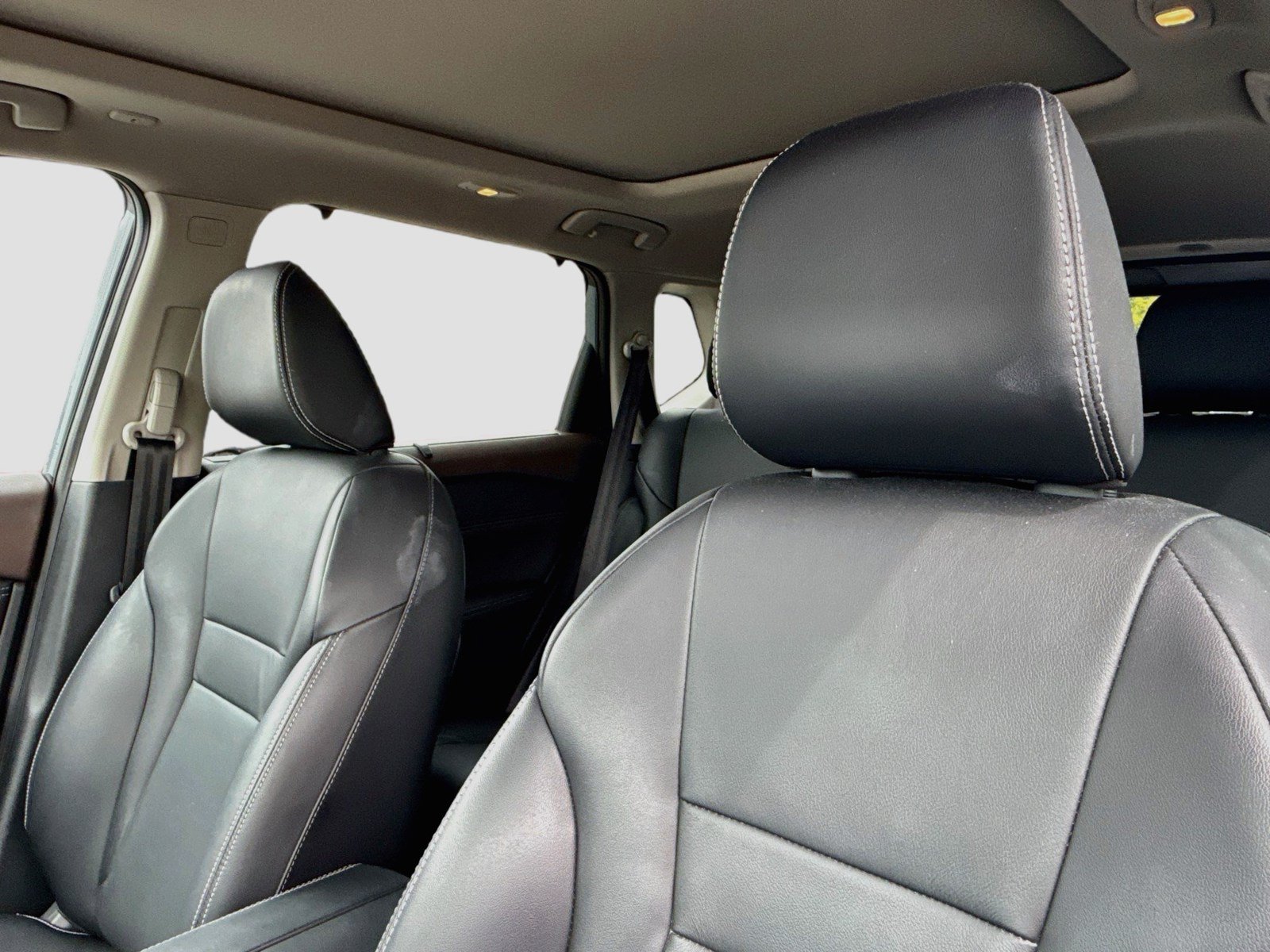 Used 2023 Nissan Rogue SL w/ SL Premium Package FWD image 11