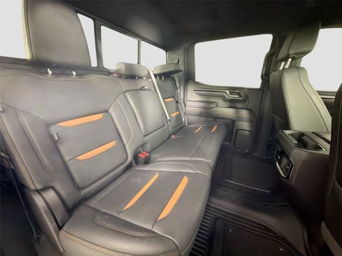 Used 2022 GMC Sierra 1500 AT4 w/ Technology Package AWD/4WD image 25