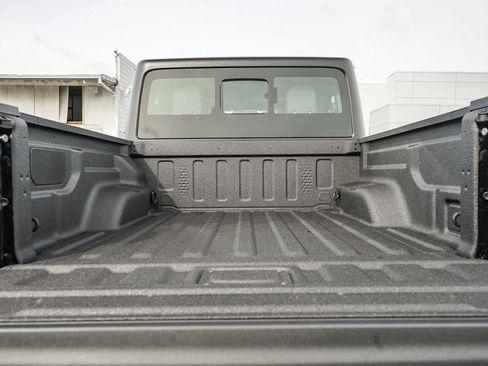 New 2026 Jeep Gladiator Sport image 11