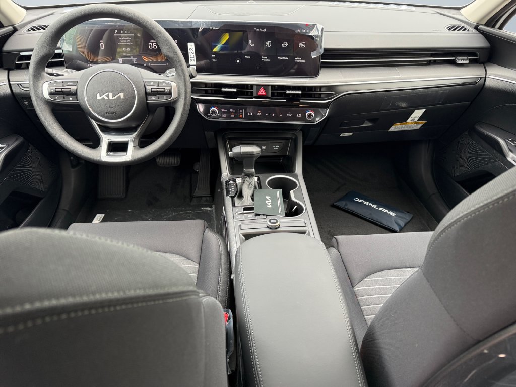 New 2026 Kia K5 LXS FWD image 10