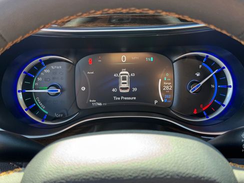 Used 2022 Chrysler Pacifica Pinnacle image 15