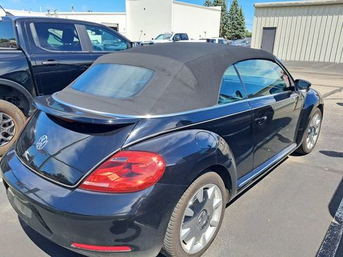 Used 2015 Volkswagen Beetle 1.8T FWD image 7