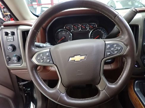 Used 2015 Chevrolet Silverado 1500 High Country w/ High Country Premium Package image 15