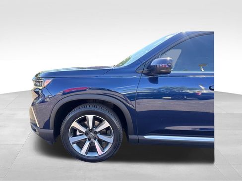 Used 2024 Honda Pilot Elite image 36