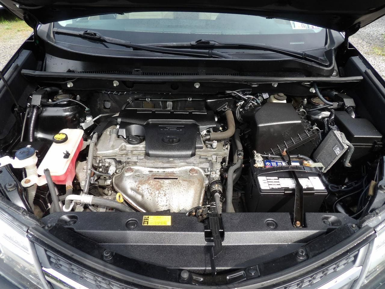 Used 2014 Toyota RAV4 Limited AWD/4WD image 27