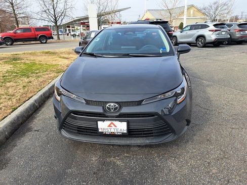Used 2026 Toyota Corolla LE image 3