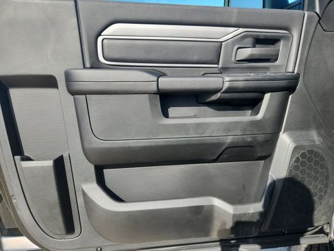 New 2026 RAM 3500 Tradesman AWD/4WD image 19