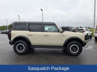 New 2025 Ford Bronco Outer Banks w/ Sasquatch Package video 3