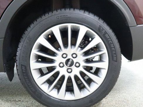 Used 2017 Lincoln MKC Reserve w/ Lincoln MKC Climate Package image 22