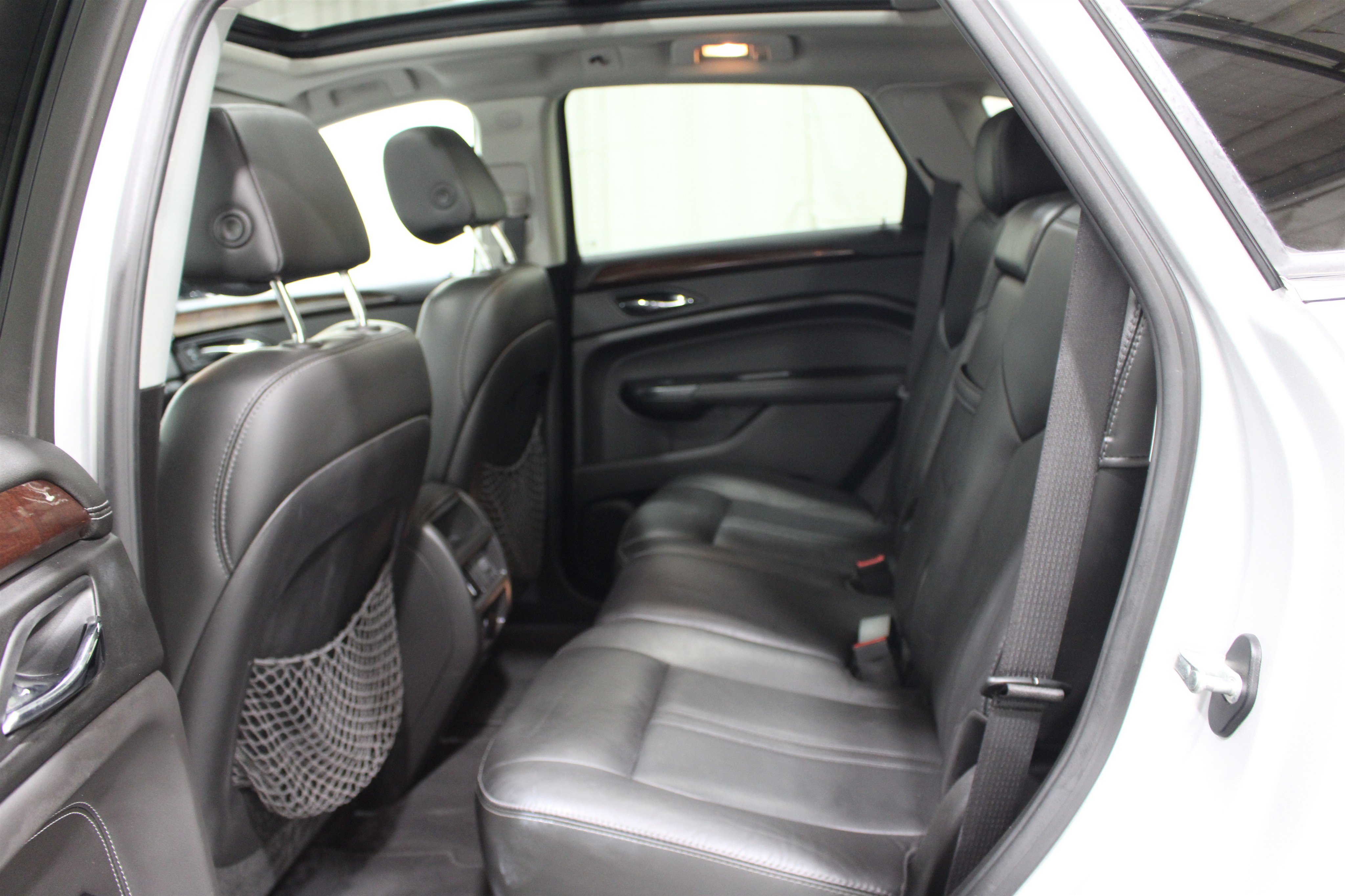 Used 2016 Cadillac SRX Luxury AWD/4WD image 21