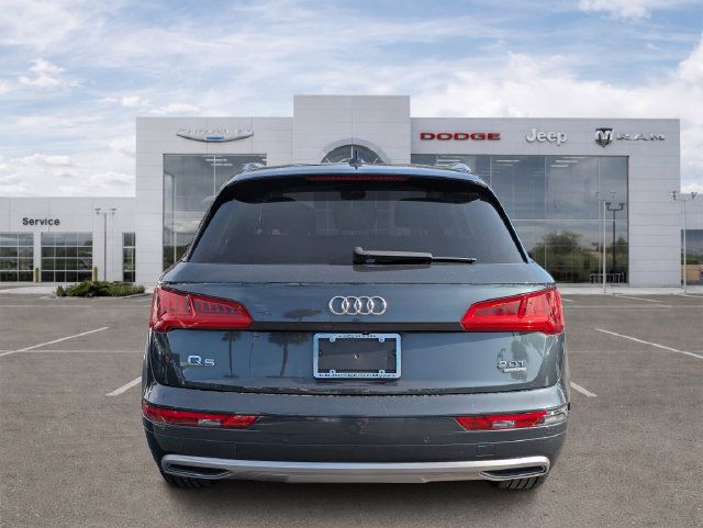 Used 2018 Audi Q5 2.0T Premium Plus w/ Premium Plus Package AWD/4WD image 4